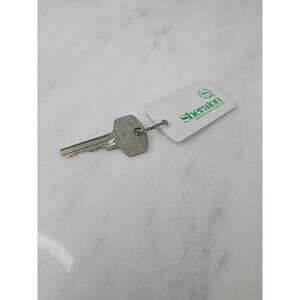 PHILADELPHIA PA Sheraton Hotel Key & Fob Bright Green White #920 S Logo Philly